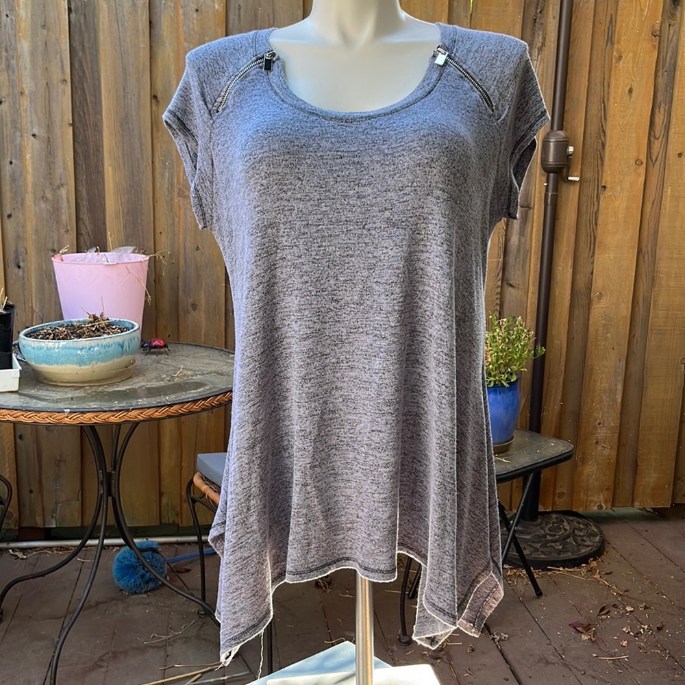 Blue knit top